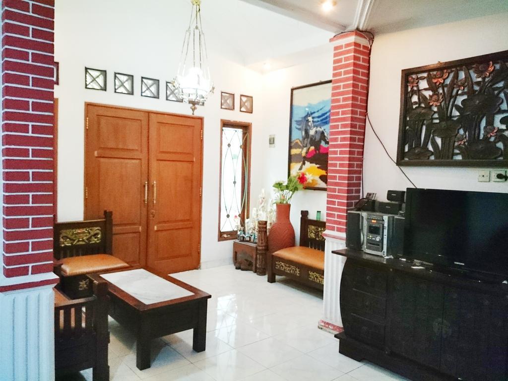 Hostel Bogor Eksteriør bilde